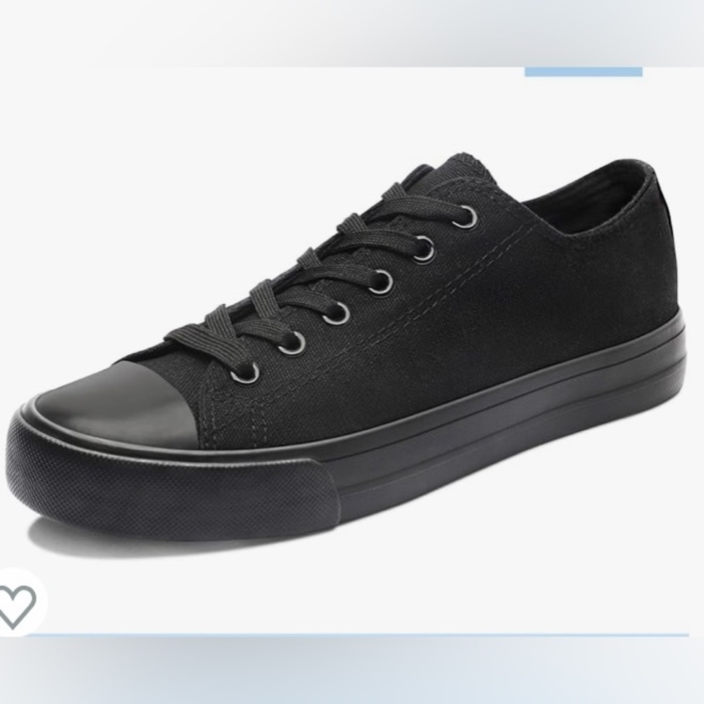 Black skater shoes